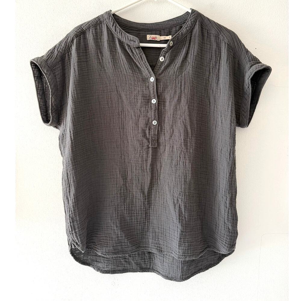 Faherty Top Women XS Gray Organic Cotton Gauze Henley Short Sleeve NWOT